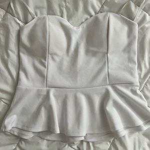 Nice white top used once.